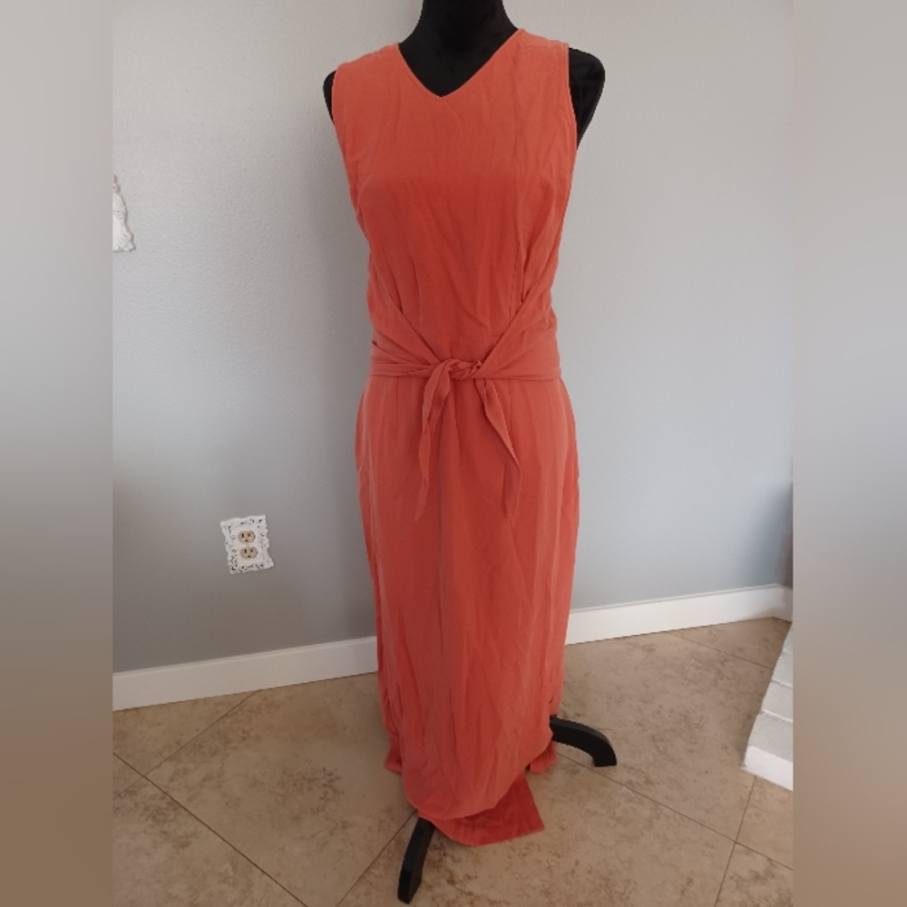 TOMMY BAHAMA Fit to be Tied dress